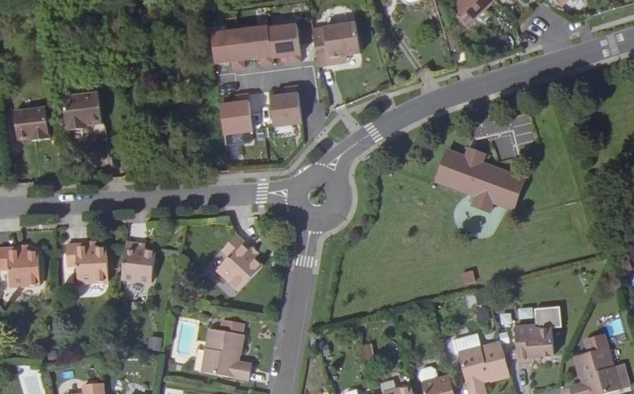 Vue aérienne du Mini-giratoire n°319812037