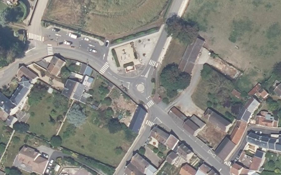 Vue aérienne du Mini-giratoire n°321296673