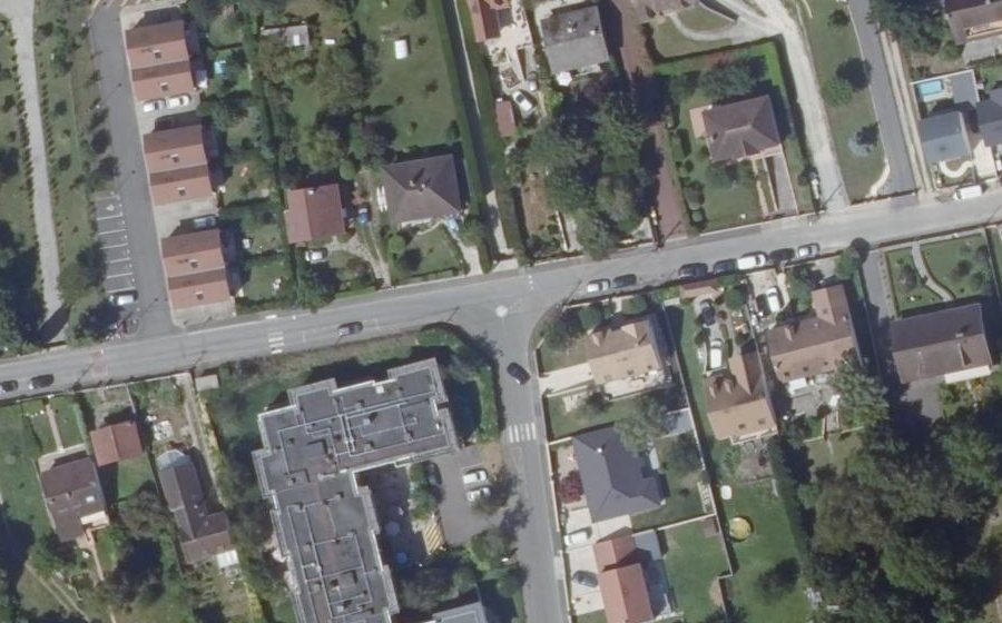 Vue aérienne du Mini-giratoire n°321666900