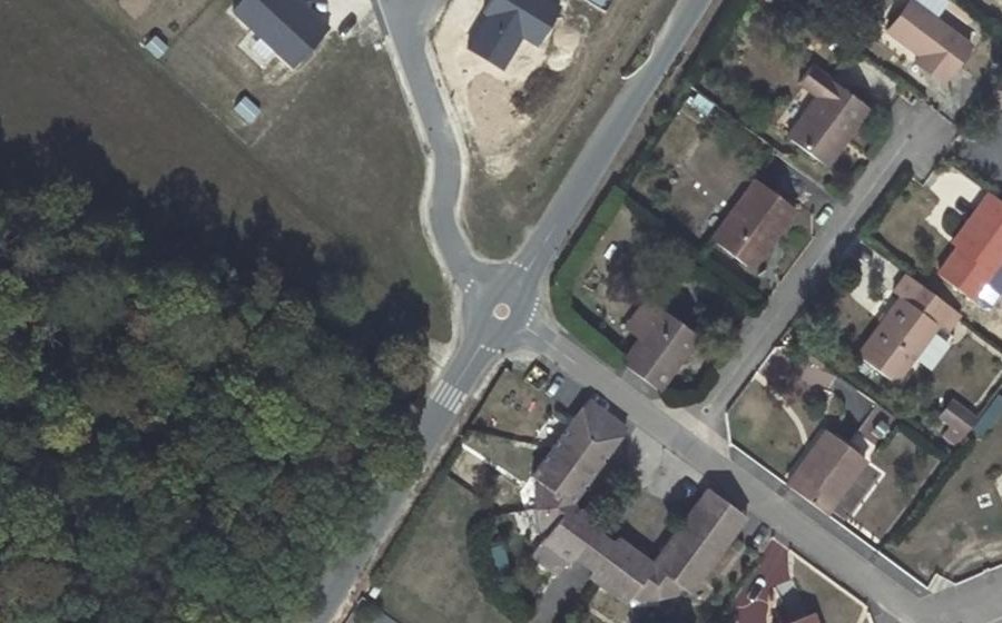 Vue aérienne du Mini-giratoire n°322073346