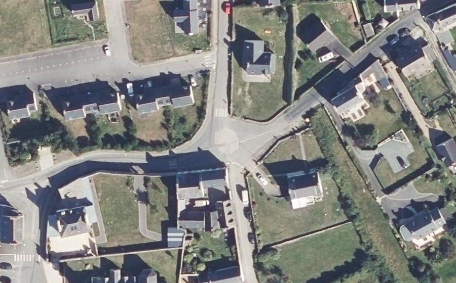 Vue aérienne du Mini-giratoire n°323191254