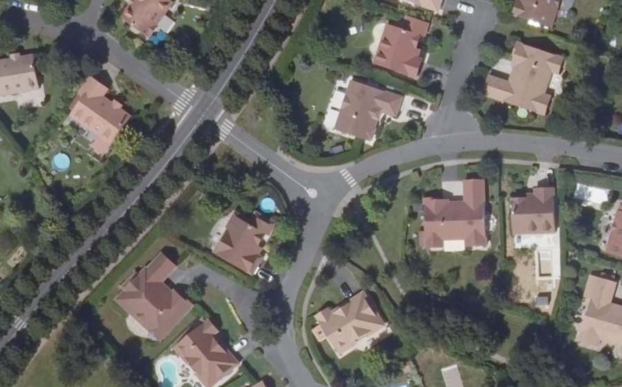 Vue aérienne du Mini-giratoire n°323244068
