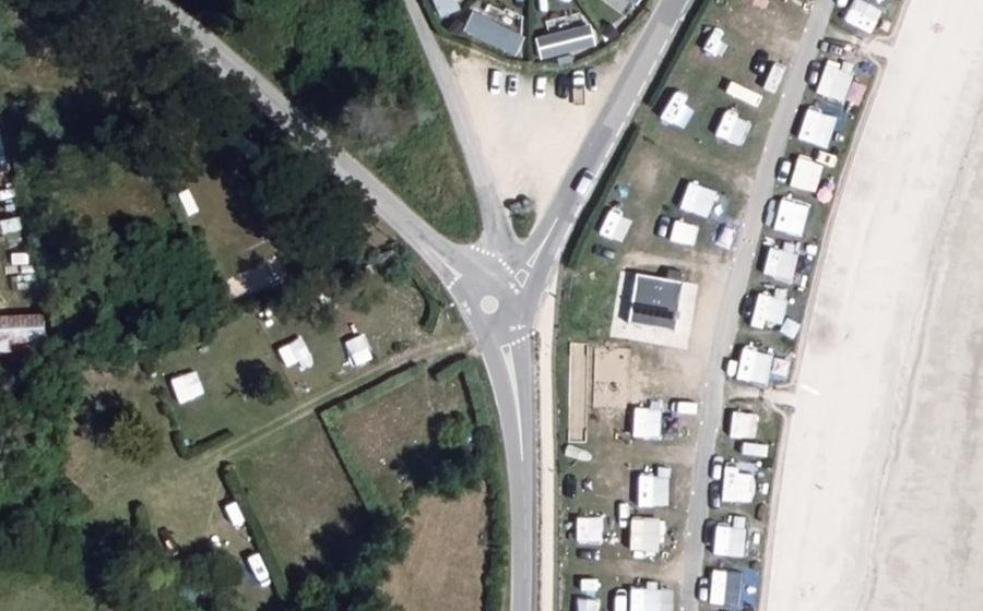 Vue aérienne du Mini-giratoire n°324224137