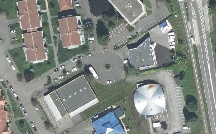 Vue aérienne du Mini-giratoire n°324981574