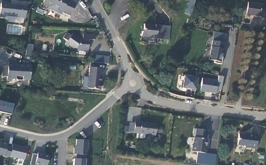 Vue aérienne du Mini-giratoire n°326931316