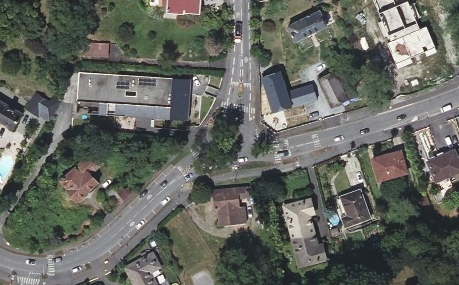 Vue aérienne du Mini-giratoire n°329516083