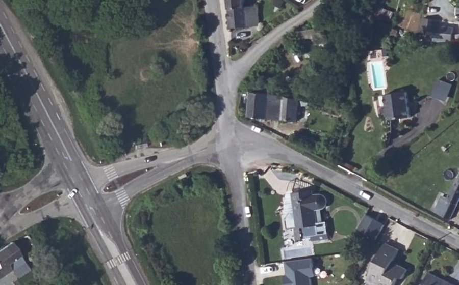 Vue aérienne du Mini-giratoire n°331208615