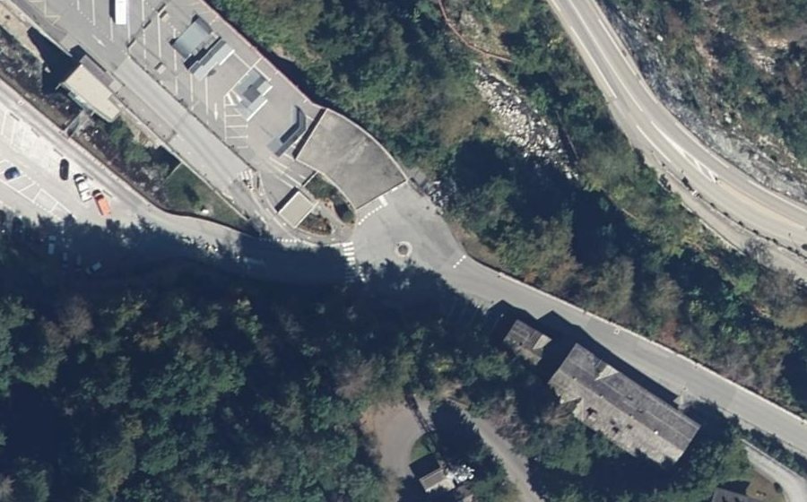 Vue aérienne du Mini-giratoire n°333128049