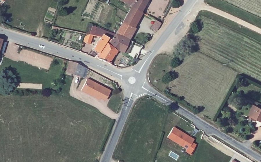 Vue aérienne du Mini-giratoire n°333953340