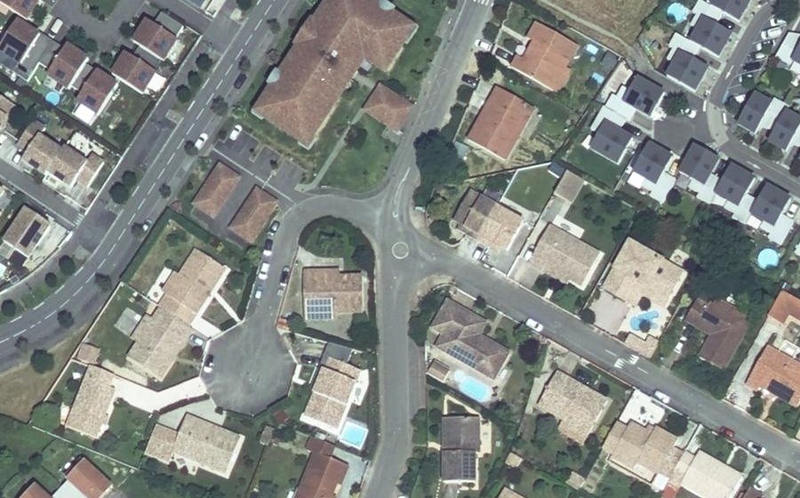 Vue aérienne du Mini-giratoire n°334104045