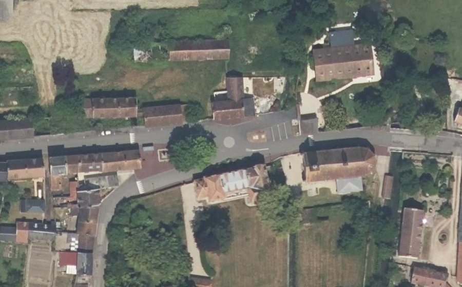 Vue aérienne du Mini-giratoire n°335312349