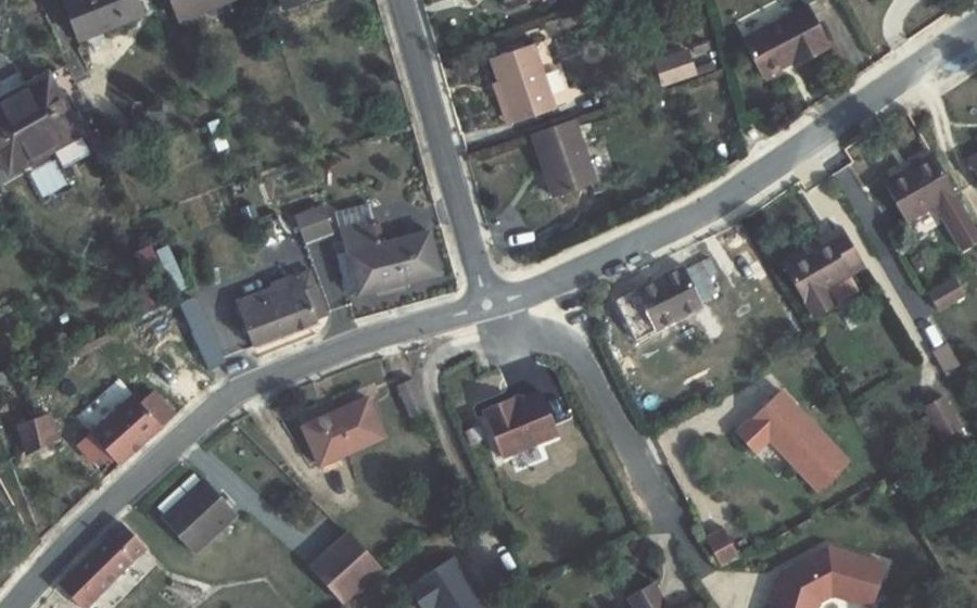 Vue aérienne du Mini-giratoire n°338483357