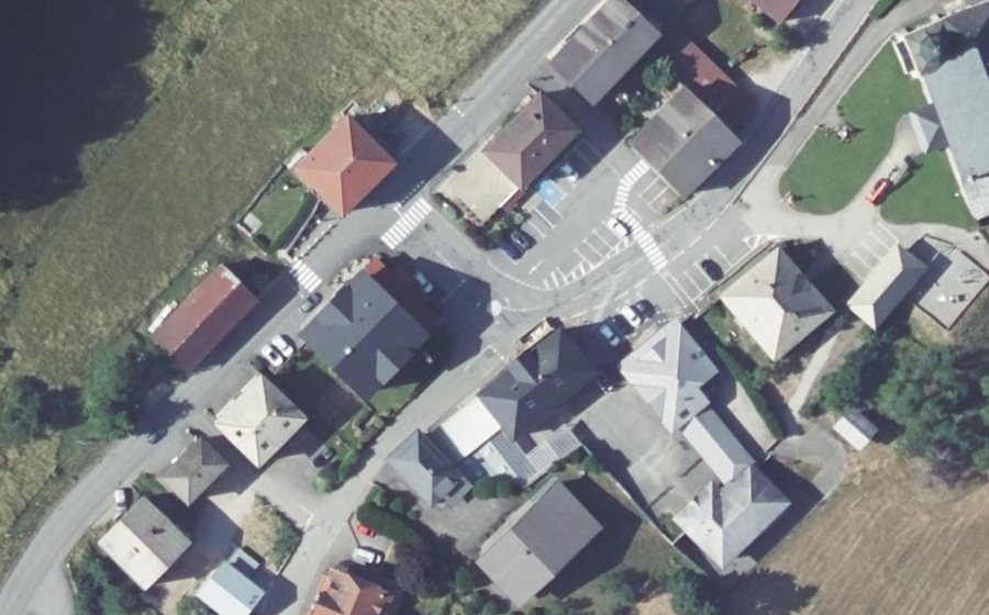 Vue aérienne du Mini-giratoire n°339501078