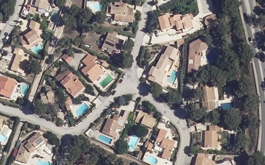 Vue aérienne du Mini-giratoire n°340191396