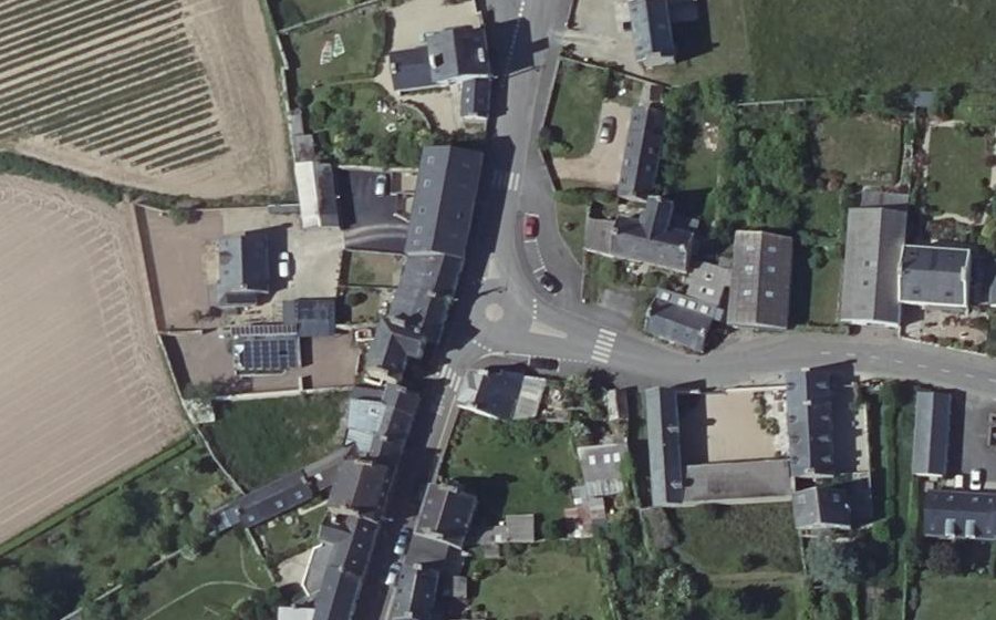 Vue aérienne du Mini-giratoire n°342278587