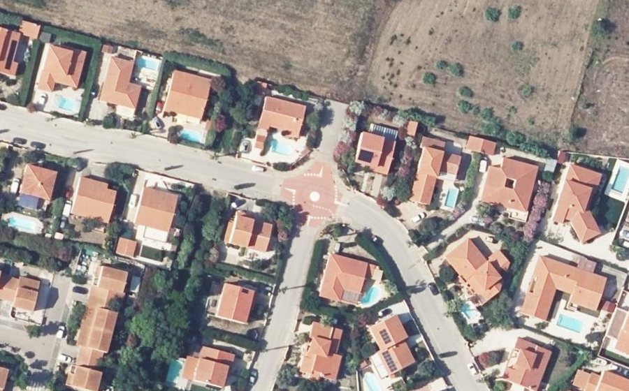 Vue aérienne du Mini-giratoire n°343292640