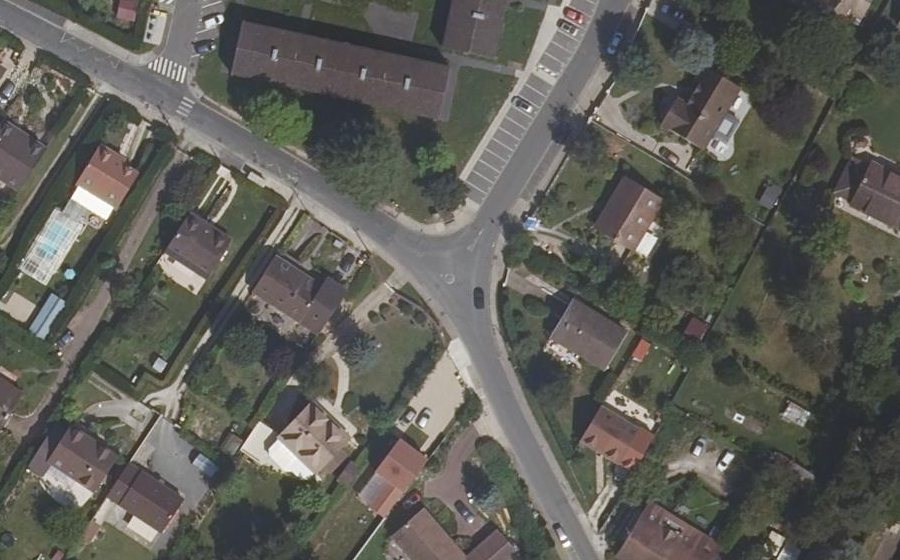 Vue aérienne du Mini-giratoire n°343515619