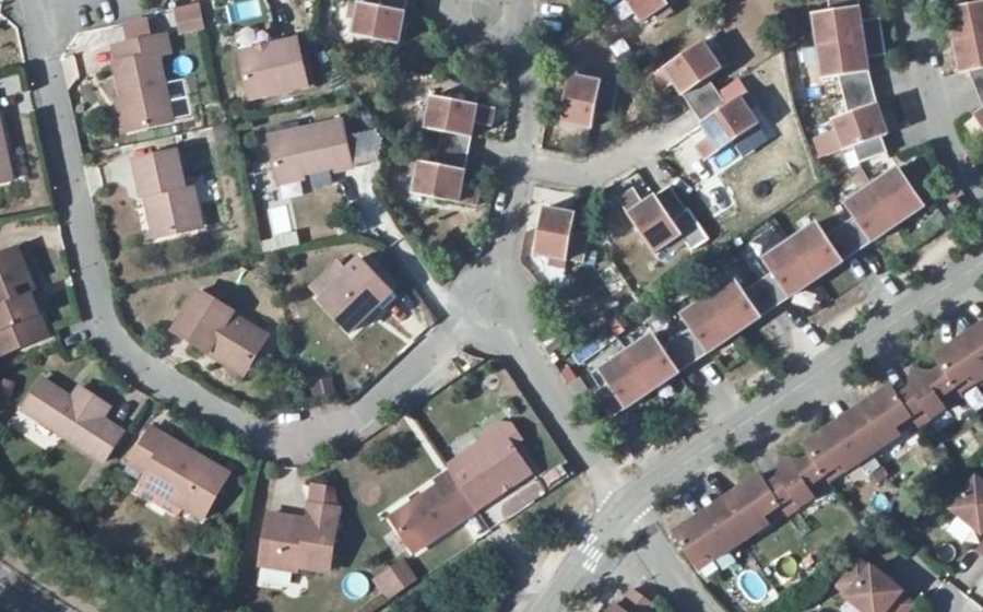 Vue aérienne du Mini-giratoire n°345147425