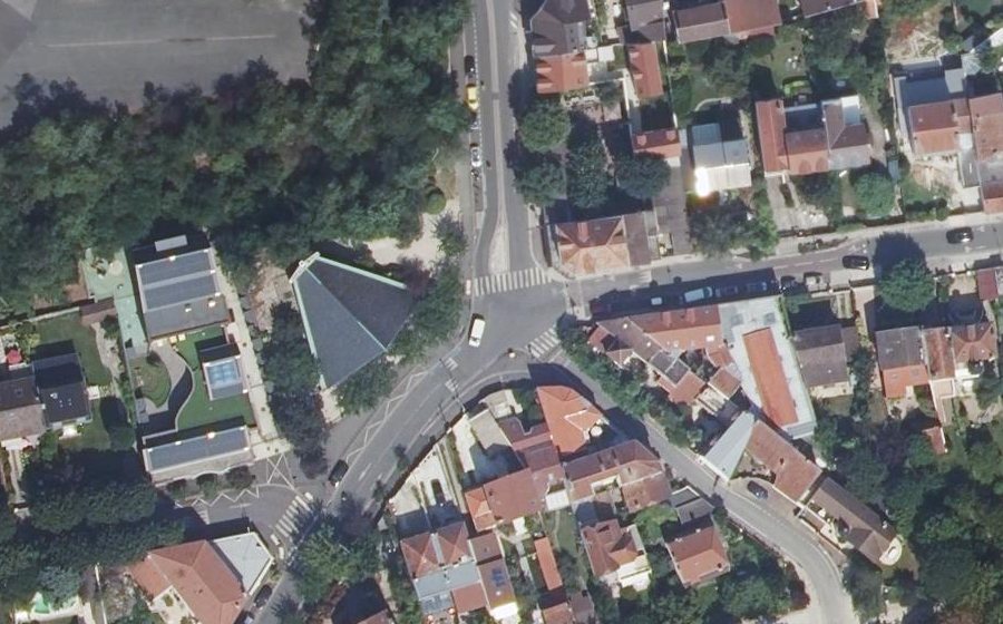 Vue aérienne du Mini-giratoire n°345317793