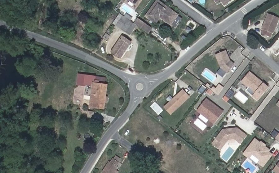 Vue aérienne du Mini-giratoire n°345786717
