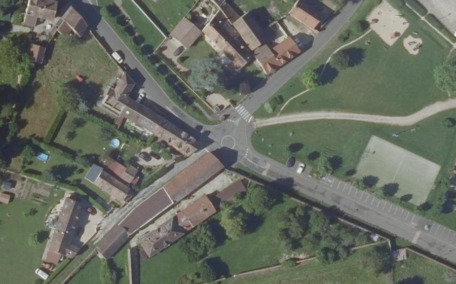 Vue aérienne du Mini-giratoire n°345804740