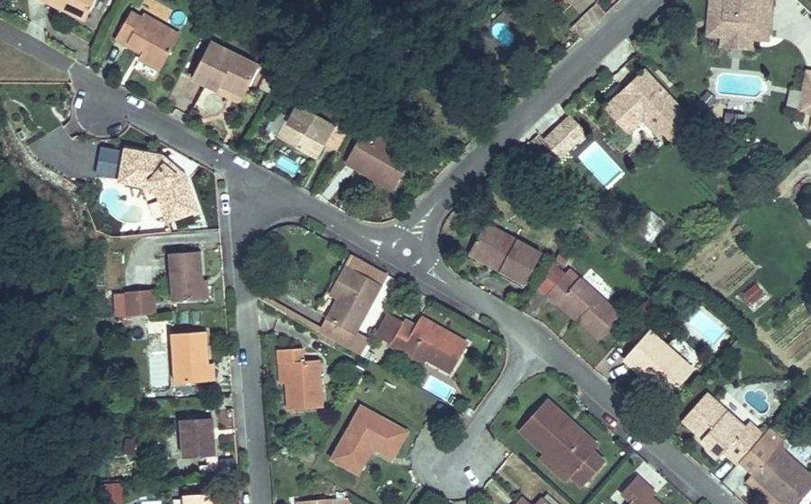 Vue aérienne du Mini-giratoire n°347304152