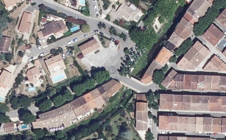 Vue aérienne du Mini-giratoire n°348017530