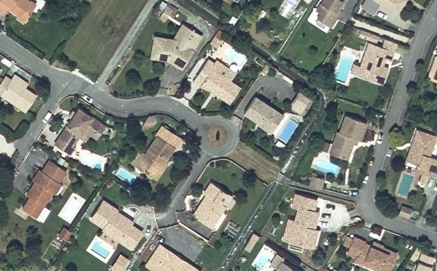 Vue aérienne du Mini-giratoire n°349550370