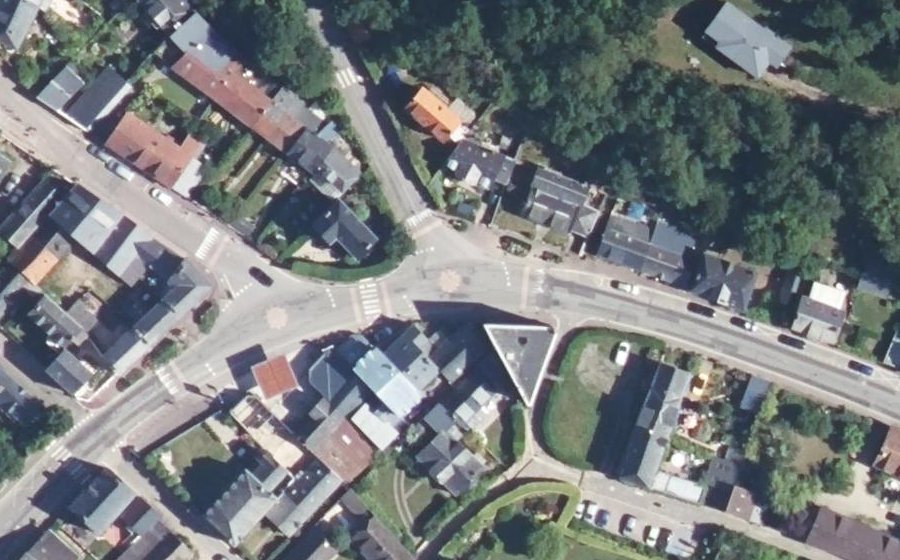 Vue aérienne du Mini-giratoire n°349956143
