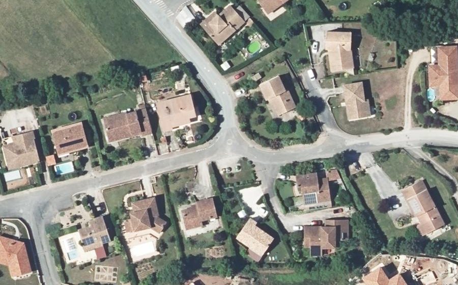 Vue aérienne du Mini-giratoire n°352754563