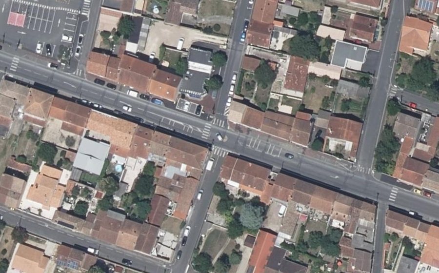 Vue aérienne du Mini-giratoire n°352755273