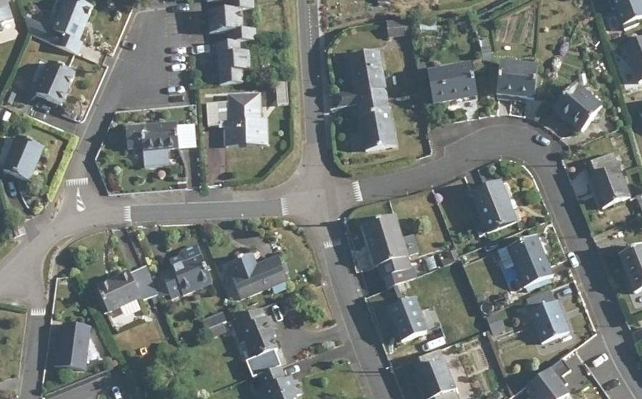 Vue aérienne du Mini-giratoire n°354936566