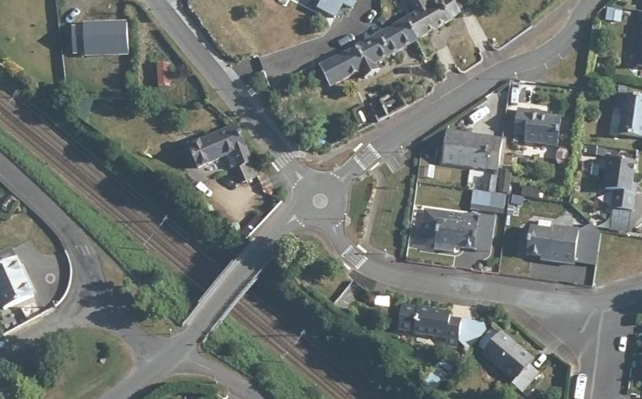 Vue aérienne du Mini-giratoire n°354936572