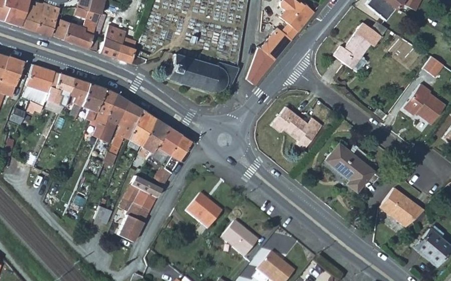 Vue aérienne du Mini-giratoire n°357485163