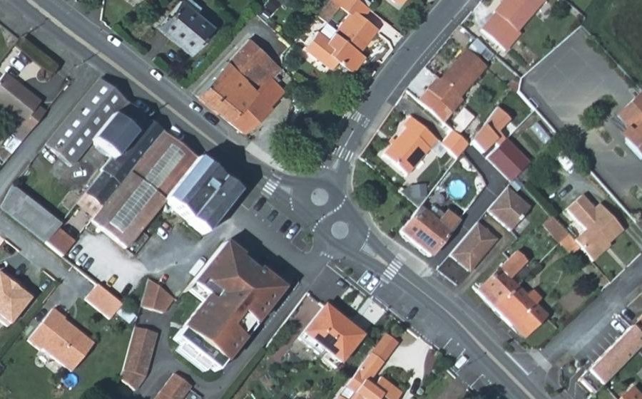Vue aérienne du Mini-giratoire n°357485187