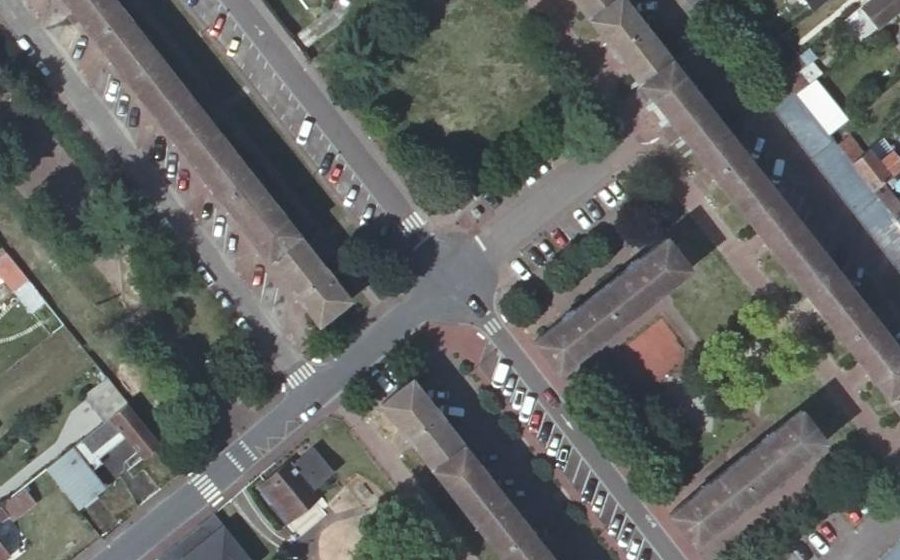 Vue aérienne du Mini-giratoire n°359915036