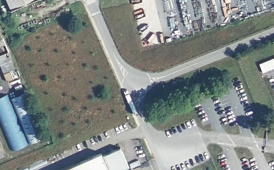 Vue aérienne du Mini-giratoire n°361565371