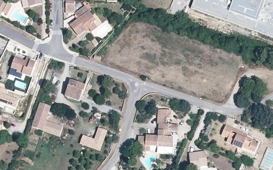 Vue aérienne du Mini-giratoire n°363761303