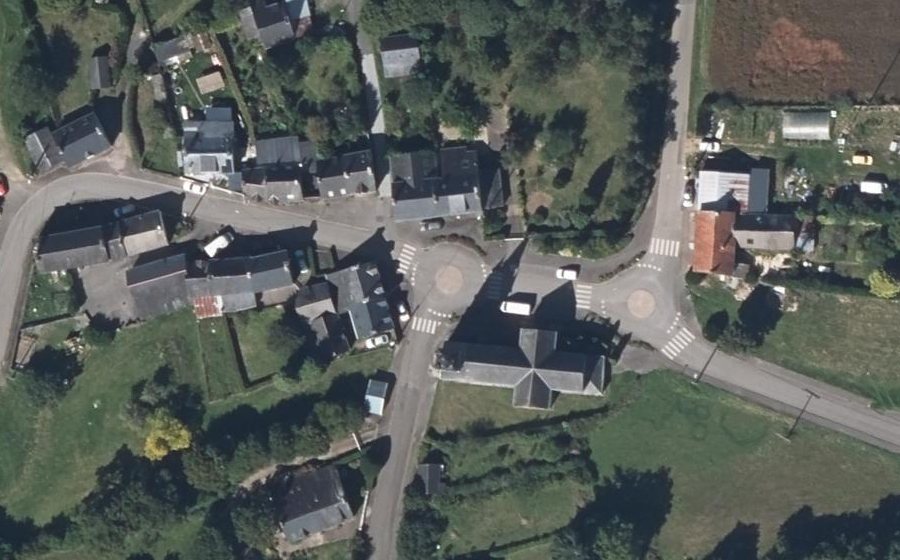 Vue aérienne du Mini-giratoire n°364923476