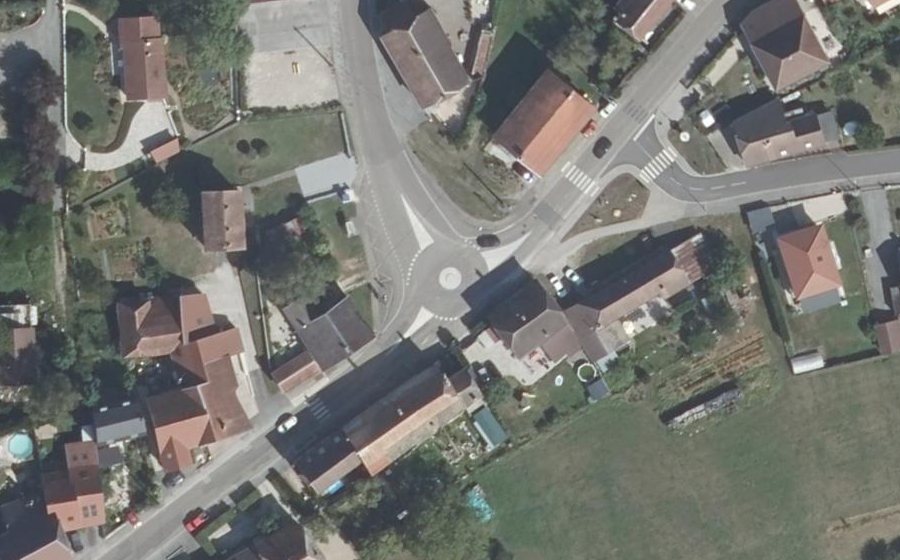 Vue aérienne du Mini-giratoire n°365167745