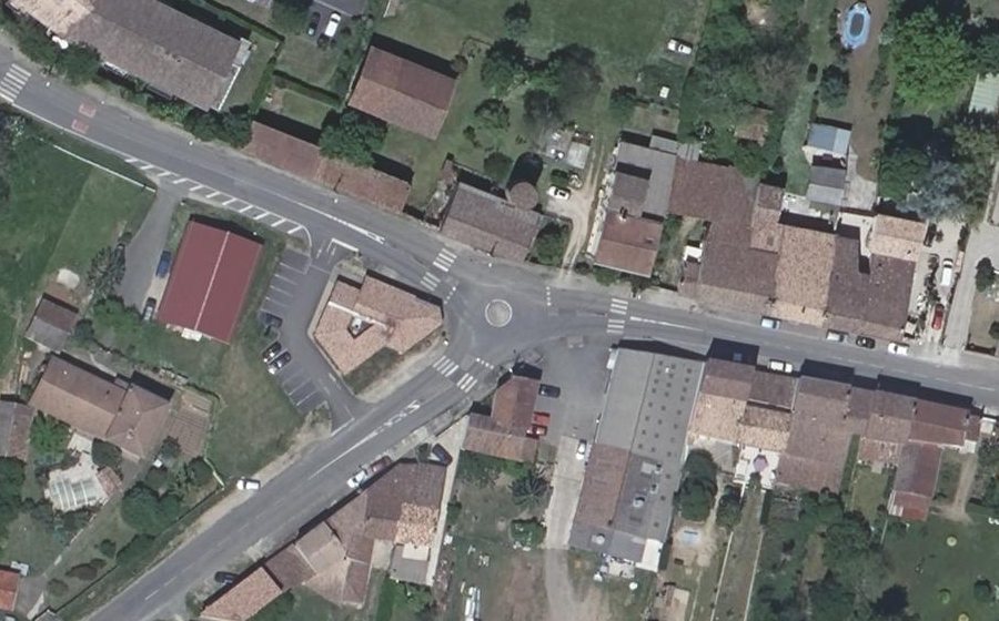 Vue aérienne du Mini-giratoire n°365391113