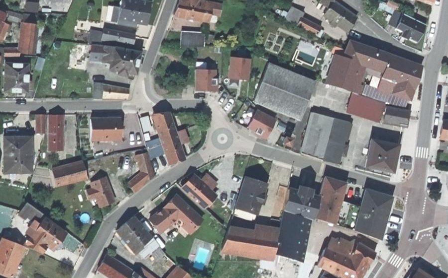 Vue aérienne du Mini-giratoire n°365419047