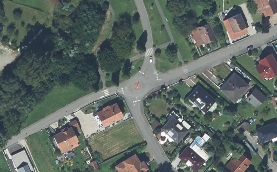 Vue aérienne du Mini-giratoire n°366001127