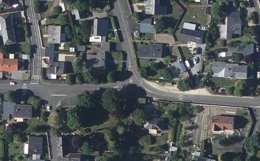 Vue aérienne du Mini-giratoire n°367012249