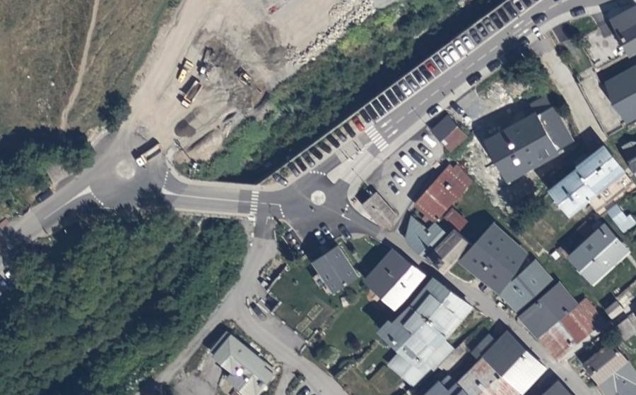 Vue aérienne du Mini-giratoire n°367897974