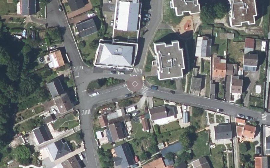 Vue aérienne du Mini-giratoire n°368020422