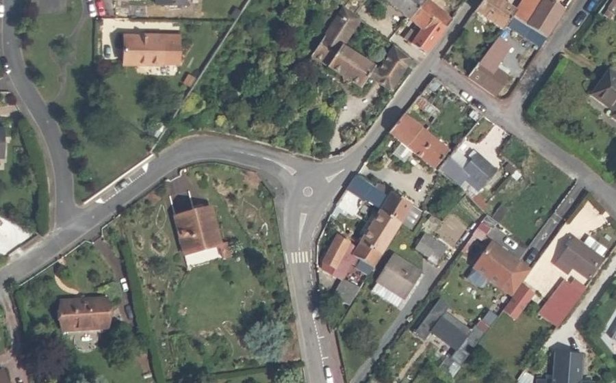 Vue aérienne du Mini-giratoire n°368415115