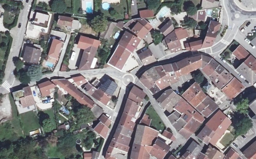 Vue aérienne du Mini-giratoire n°369809250