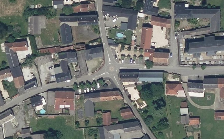 Vue aérienne du Mini-giratoire n°370436919