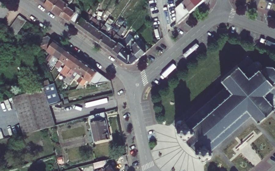 Vue aérienne du Mini-giratoire n°371385035